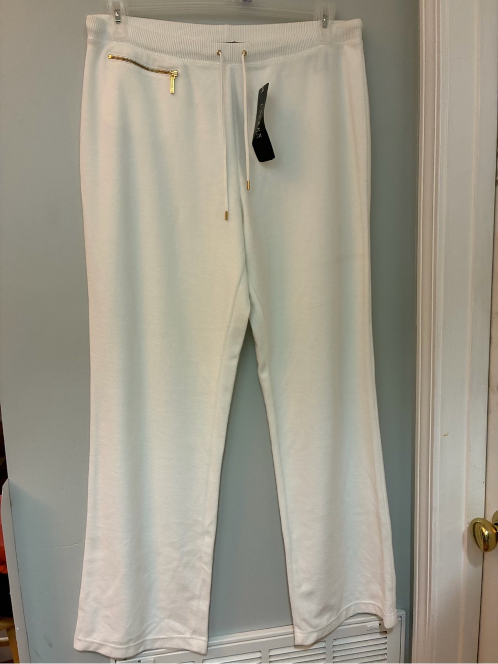 Ralph Lauren Cream Drawstring Joggers with Gold Hardware
